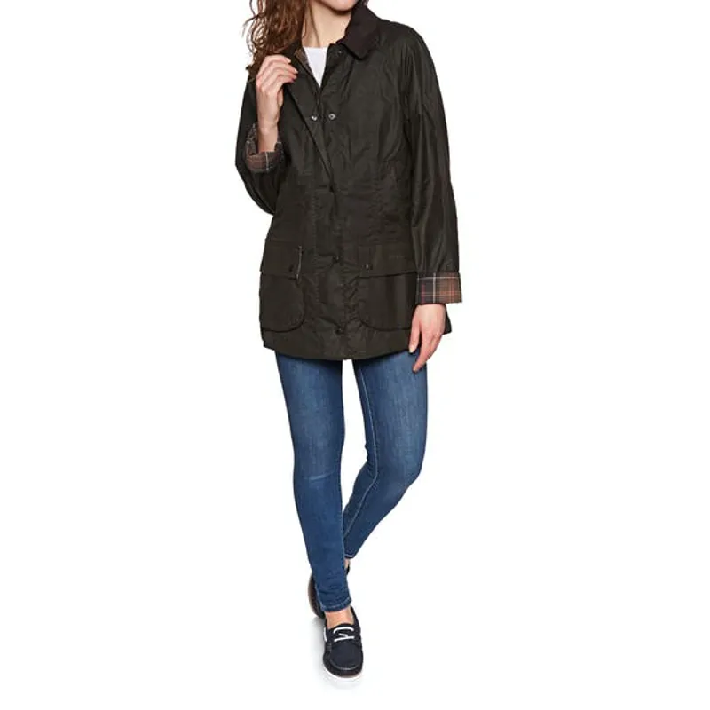 Barbour Classic Beadnell Women's Coat in Olive-2